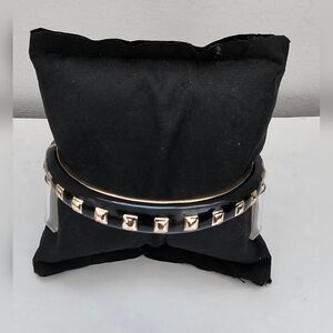 Luxury Modern Egyptian Revival Chic Black and Gold Studded Hinge Bracelet